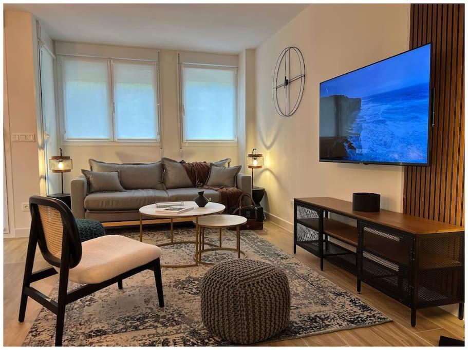 Elegance Lifestyle - Parking Gratuito! Appartement San Sebastian Buitenkant foto