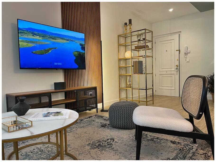 Elegance Lifestyle - Parking Gratuito! Appartement San Sebastian Buitenkant foto